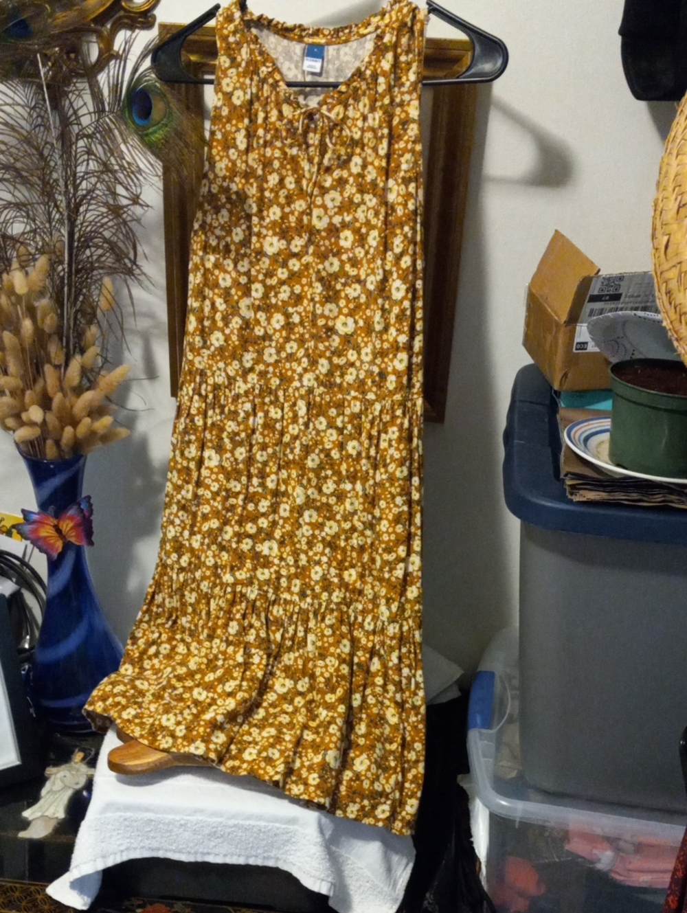 Old Navy Mustard Yellow Floral Tiered Midi dress Tiered Bottom. - Picture 1 of 6
